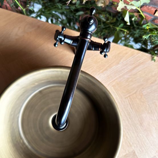 Chiuvetă atemporală REA Betty