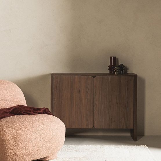 Comodă cu două uși Moku nuc villa, suprafețe frontale rotunjite