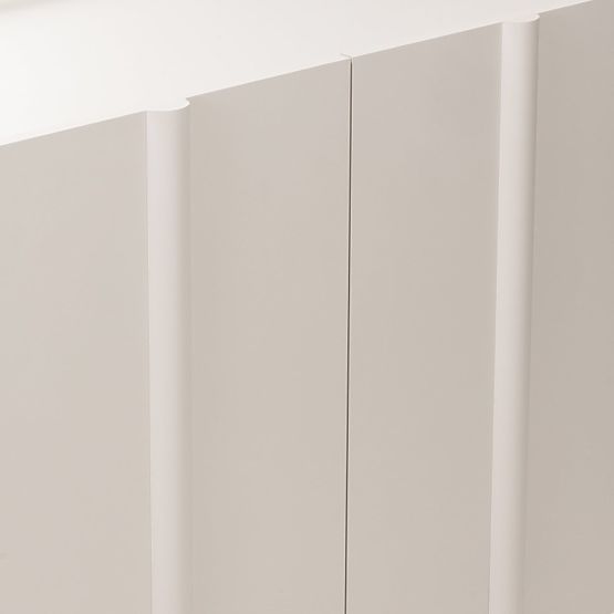 Comodă cu patru uși Moss, nuanță cașmir, cu margini rotunjite