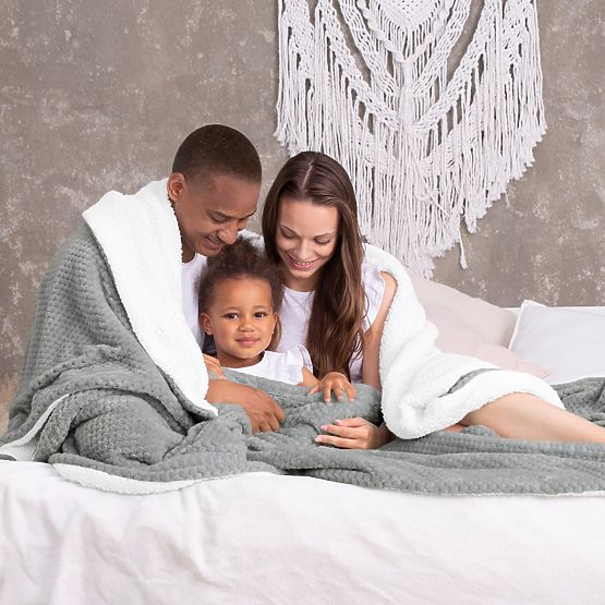 Cuvertură SHLEEPY culoare gri cu model jacquard stil clasic 220x240