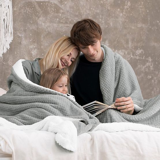 Cuvertură SHLEEPY culoare gri cu model jacquard stil clasic 220x240