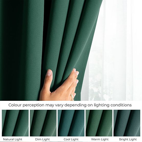 Draperie RESTILO BLACKOUT culoare verde sticlă, stil clasic, bandă multifuncțională, material black