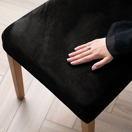 Husă pentru canapea RESTILO SENTO culoare neagră stil clasic neted