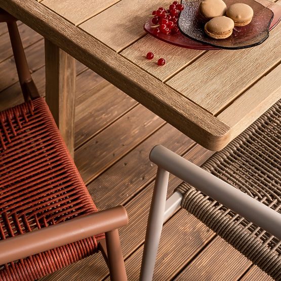 Masă de grădină extensibilă Castello, 200-295 cm, aspect de tec, lemn de salcâm FSC