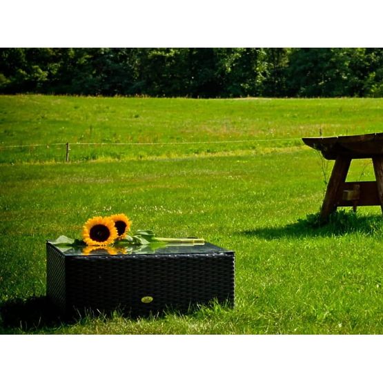 Masă pătrată din tehnoratan negru