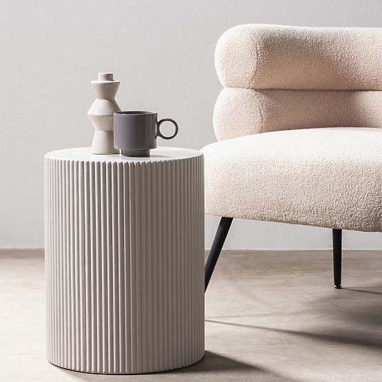 Măsuță laterală Ermanno, 35 cm, gri-bej, cu caneluri