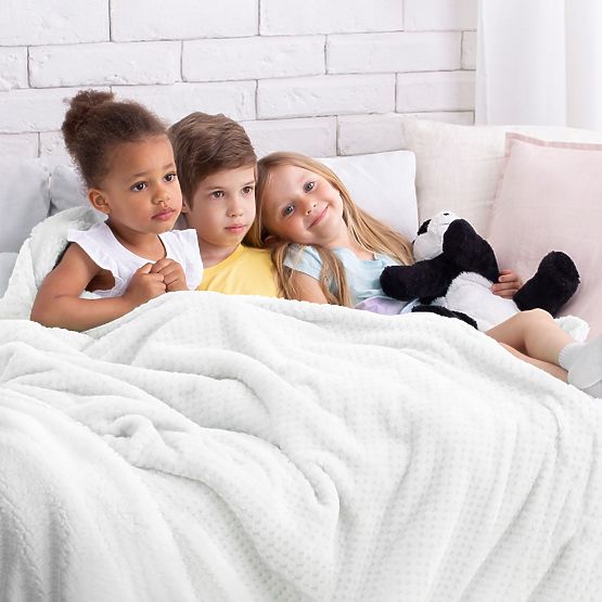 Pătură SHLEEPY culoare albă cu model jacquard stil clasic 130x180