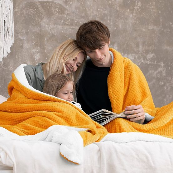 Pătură SHLEEPY portocalie cu model jacquard stil clasic 130x180