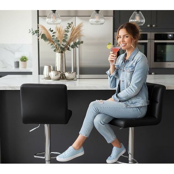 Scaun de bar Arako negru