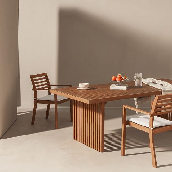 Scaun de grădină Familis ll lemn de eucalipt FSC, aspect de tec, bej