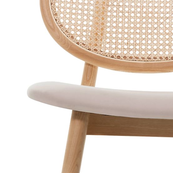 Scaun din lemn Monet cu împletitură vieneză, ratan, velur, natural/maro deschis