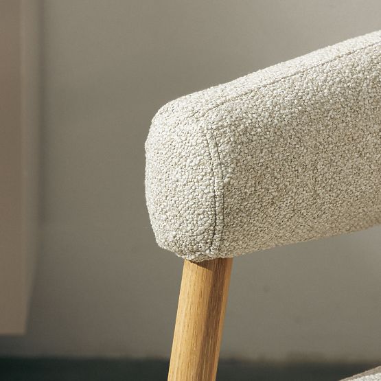 Scaun/Fotoliu tapițat Montepulciano, bej deschis/lemn de stejar, rotunjit