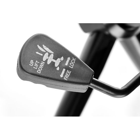 Scaun rotativ IGNAZIO, nuc-negru (1p=1buc)