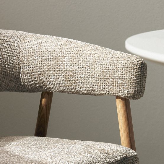 Scaun tapițat Giovani, bej/lemn de stejar, rotunjit