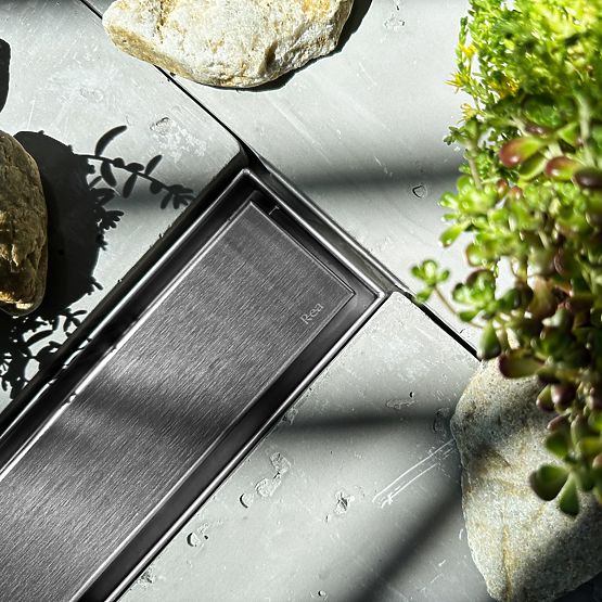 Scurgere liniară REA NEOX PRO Oțel periat 50