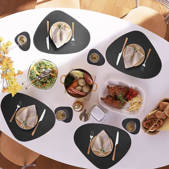 Set de 8 suporturi pentru masă TRIVAL BLACK