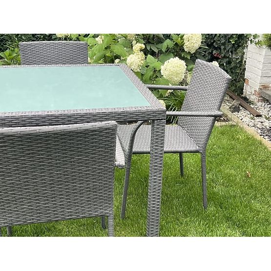 Set de masă din tehnoratan (masă 100x100 + 4 scaune) AVVICENTE gri
