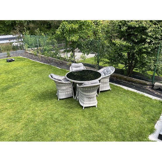 Set de mobilier de masă din tehnoratan (4 fotolii + masă rotundă) MODERNO gri deschis