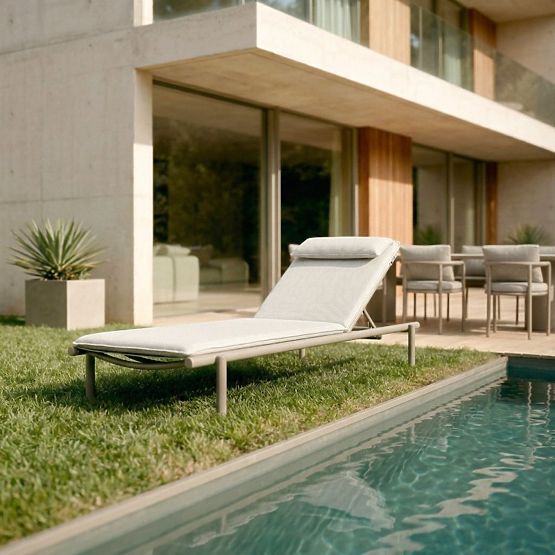 Șezlong de grădină Amarello reglabil, din aluminiu, bej deschis/bej-gri