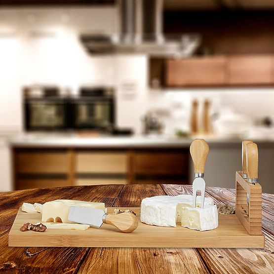 Tăviță pentru brânzeturi și gustări Salers cu tacâmuri