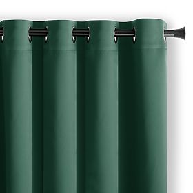 Draperie RESTILO BLACKOUT culoare verde sticlă cu bandă stil clasic cu inele argintii