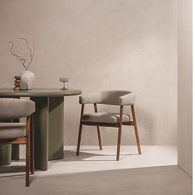 Scaun tapițat Giovani, maro deschis/lemn de stejar, rotunjit